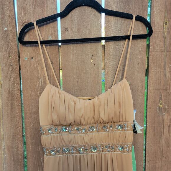 City Triangle Brown Dress size M runs small Prom Homecoming Or Other Events - Picture 6 of 10